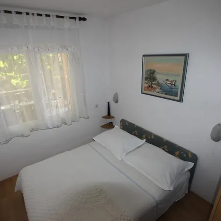 Sara Apartment *